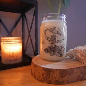 Hnuman - Lavender &Black Sea Soy Candle/Gift/